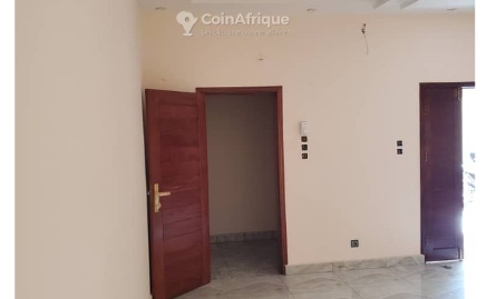 APPARTEMENT BIEN COQUIN ET STAFFE A PK10