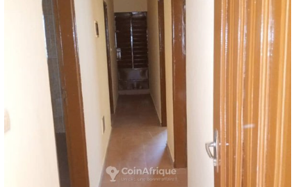 APPARTEMENT SANITAIRE A CALAVI