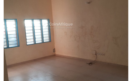 LOCATION D’UN APPARTEMENT SANITAIRE